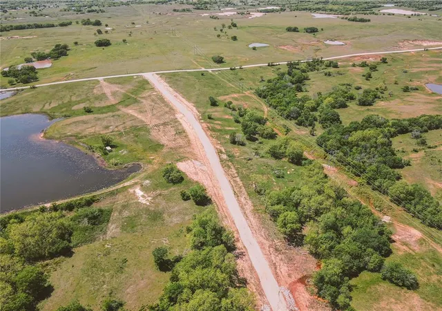 Photo 3 of Sale Pending at 12831 N County Rd 3270, Pauls Valley, OK 73075 | MLS# 1229048 | Listing updated on 2026-08-31