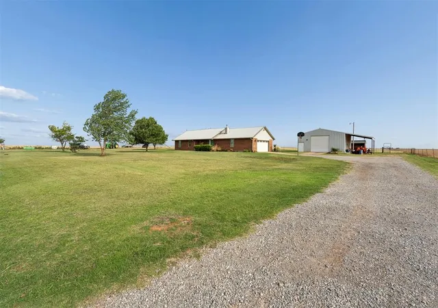 Homes for sale in Piedmont, OK | 503 Moffat Road Ne, Piedmont, OK 73078 | MLS# 1229070