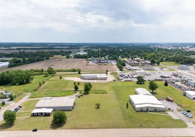 3rd image of N 18Th St, Chickasha, OK 73018 | MLS# 1229131