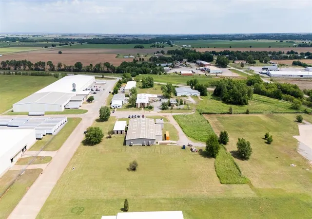 4th image of N 18Th St, Chickasha, OK 73018 | MLS# 1229131