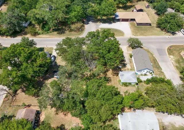 Photo 2 of Land for sale at 1201 N Center Ave, Shawnee, OK 74801 | MLS# 1229134 | Listing updated on 2026-07-19