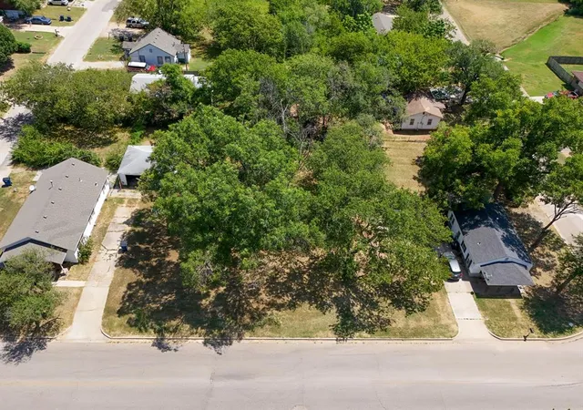 Photo 4 of Land for sale at 1201 N Center Ave, Shawnee, OK 74801 | MLS# 1229134 | Listing updated on 2026-07-19
