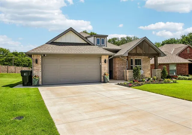 3rd image of 2107 Turtle Creek Wy, Norman, OK 73071 | MLS# 1229207