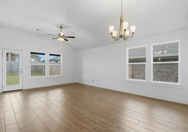 5th image of 612 Prairie Dr, Guthrie, OK 73044 | MLS# 1229216