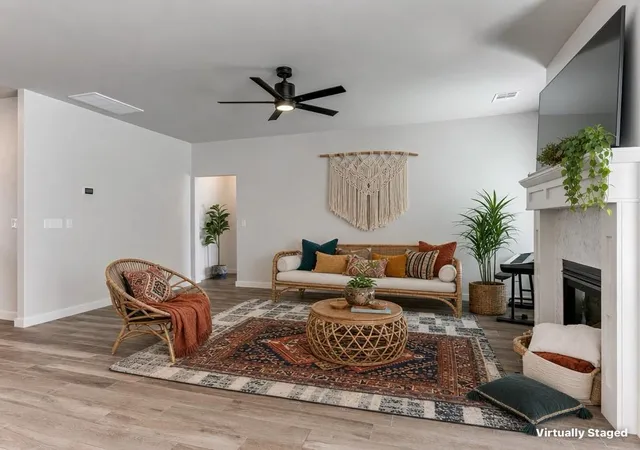 Photo 4 of Single family home for sale at 9624 Sultans Water Way, Yukon, OK 73099 | MLS# 1229259 | Listing updated on 2026-08-06