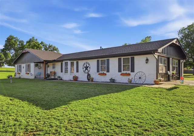 1st image of 32 S Quail Dr, Ninnekah, OK 73067 | MLS# 1229298