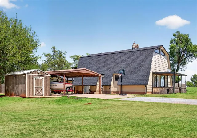 Homes for sale in Elk City, OK | 10953 Hwy 34, Elk City, OK 73644 | MLS# 1229304