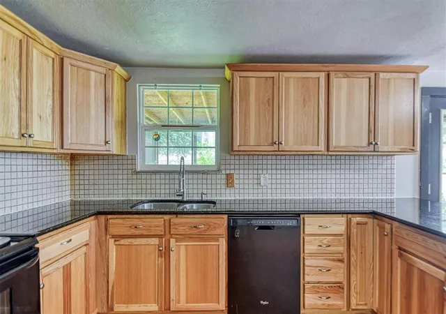 Photo 1 of Single family home for sale at 717 E Johnson St, Norman, OK 73071 | MLS# 1229309 | Listing updated on 2026-10-04