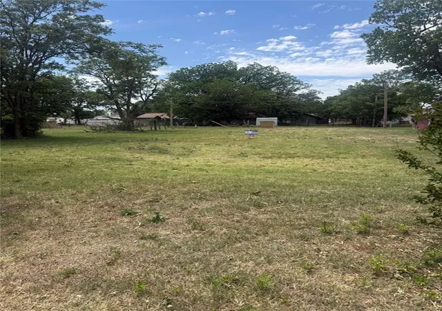 Homes for sale in Elk City, OK | 309 S Randall Ave, Elk City, OK 73644 | MLS# 1229347