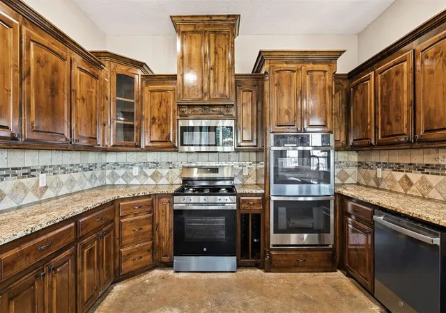 Photo 3 of Single family home for sale at 1251 County Rd 1390, Chickasha, OK 73018 | MLS# 1229427 | Listing updated on 2026-09-03
