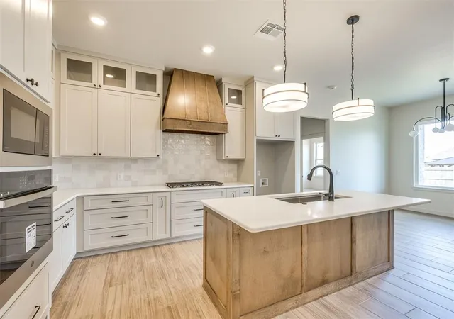 Photo 4 of Sale Pending at 1104 Jozie Way, Tuttle, OK 73089 | MLS# 1229428 | Listing updated on 2026-09-03