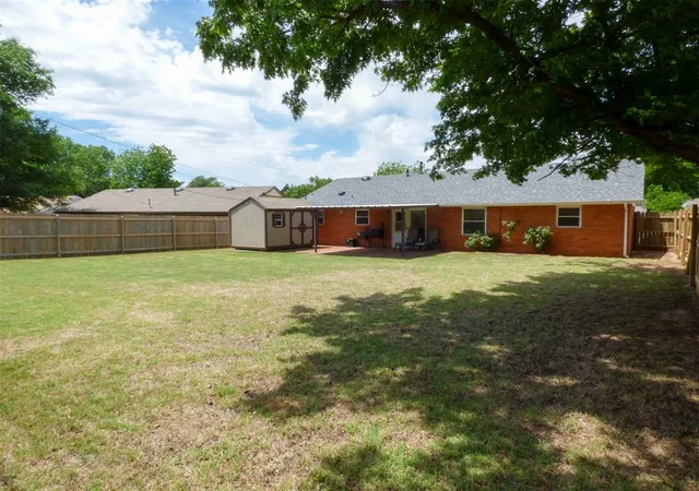 Photo 2 of Sale Pending at 106 Kelly Dr, Moore, OK 73160 | MLS# 1229436 | Listing updated on 2026-09-21