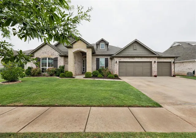 2nd image of 2225 Nw 187th St, Edmond, OK 73012 | MLS# 1229454
