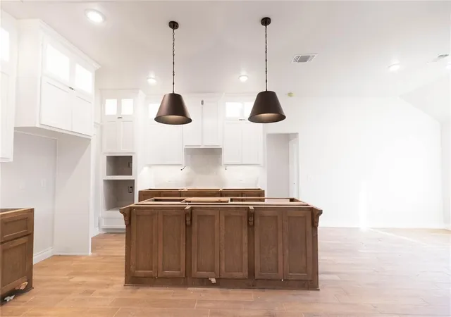 Single family home for sale at 8316 NW 155th Street, Edmond, OK 73013 | MLS# 1229462