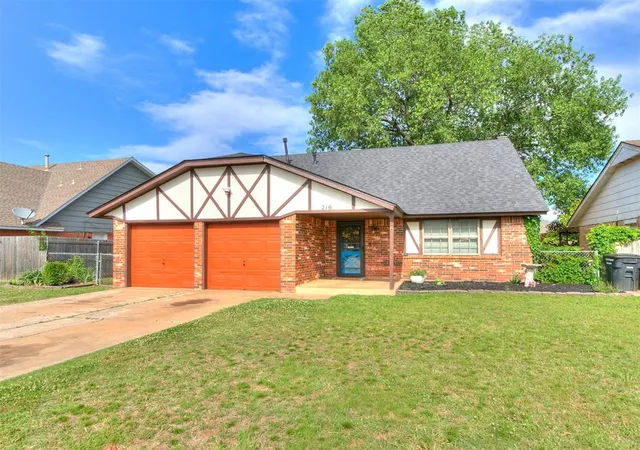 Photo 1 of Single family home for sale at 216 S Morgan Dr, Moore, OK 73160 | MLS# 1229464 | Listing updated on 2026-09-09