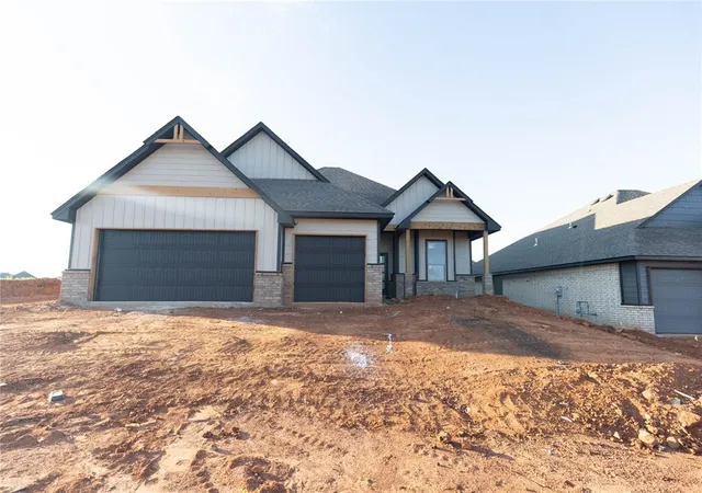 Photo 1 of Single family home for sale at 8308 NW 155th Street, Edmond, OK 73013 | MLS# 1229505 | Listing updated on 2026-10-15