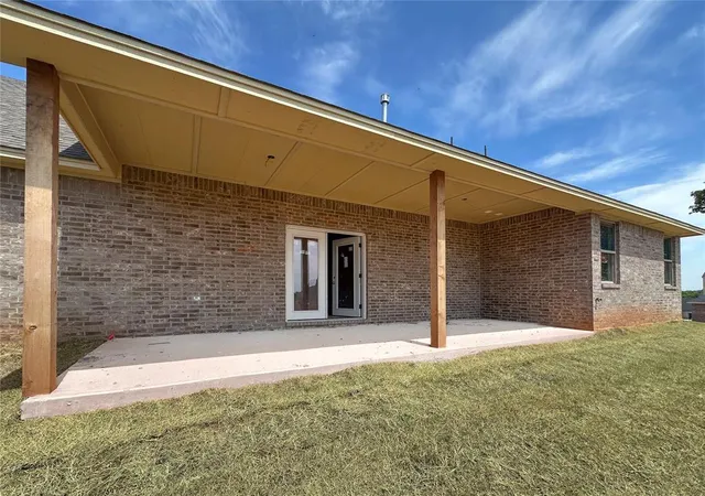 44th image of 4528 Maple Ridge Dr, Edmond, OK 73034 | MLS# 1229517