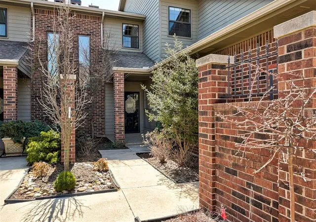 1st image of 6206 Waterford Blvd #45, Oklahoma City, OK 73118 | MLS# 1229594