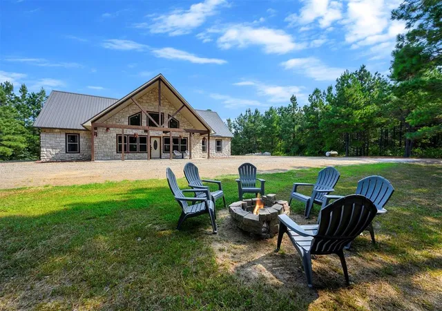 Photo 3 of Single family home for sale at 389 Overcup Acorn Trl, Broken Bow, OK 74728 | MLS# 1229598 | Listing updated on 2026-09-21