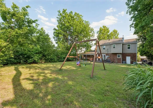 33rd image of 2713 Nw 42nd St, Oklahoma City, OK 73112 | MLS# 1229619