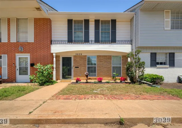 Photo 3 of Sale Pending at 3039 W Wilshire Blvd, Oklahoma City, OK 73116 | MLS# 1229704 | Listing updated on 2026-10-08