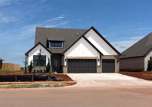 Homes for sale in Piedmont, OK | 1138 Copper Ridge Cir, Piedmont, OK 73078 | MLS# 1229757