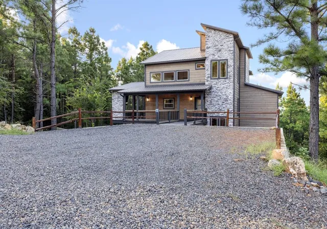 1st image of 7 Alder Pl, Broken Bow, OK 74728 | MLS# 1229792