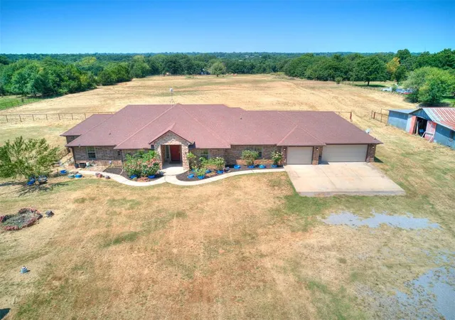 Photo 3 of Single family home for sale at 2801 S Peebly Rd, Choctaw, OK 73020 | MLS# 1229898 | Listing updated on 2026-09-04