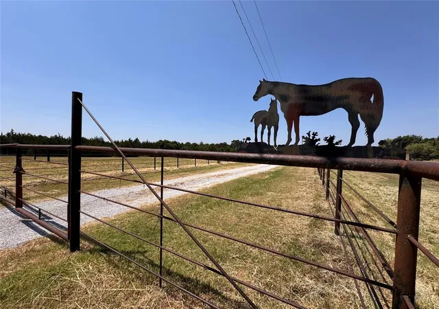 45th image of 2801 S Peebly Rd, Choctaw, OK 73020 | MLS# 1229898