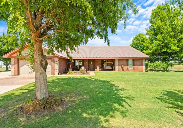 Photo 1 of Single family home for sale at 15025 Sw 59th Street, Yukon, OK 73099 | MLS# 1229899 | Listing updated on 2026-08-25