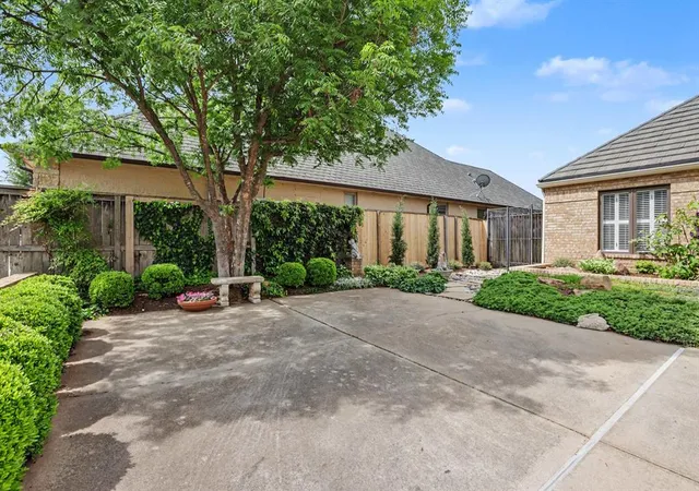 Homes for sale in Oklahoma City, OK | 12905 Deerfield Ct, Oklahoma City, OK 73142 | MLS# 1229946