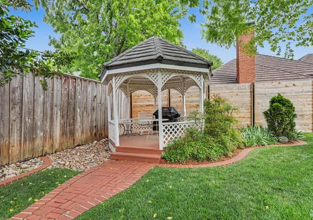 Homes for sale in Oklahoma City, OK | 12905 Deerfield Ct, Oklahoma City, OK 73142 | MLS# 1229946