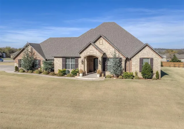 1st image of 1314 Glenwood Dr, Tuttle, OK 73089 | MLS# 1229969