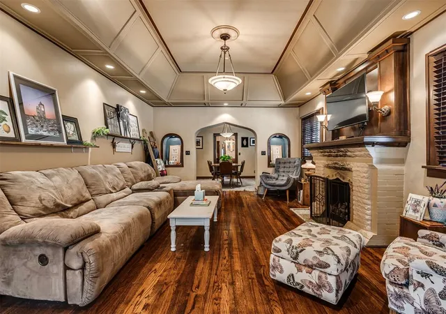4th image of 1128 N Broadway Ave, Shawnee, OK 74801 | MLS# 1229970