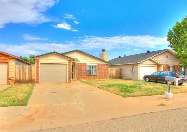 Photo 1 of Sale Pending at 432 Dauphin Ave, Edmond, OK 73034 | MLS# 1230067 | Listing updated on 2026-09-02
