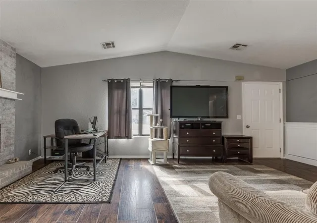 Photo 3 of Sale Pending at 432 Dauphin Ave, Edmond, OK 73034 | MLS# 1230067 | Listing updated on 2026-09-02