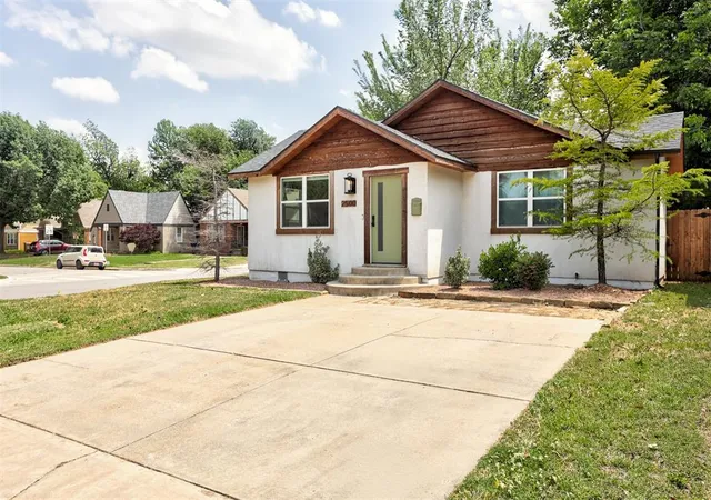 Photo 3 of Sale Pending at 2500 Nw 21st Street, Oklahoma City, OK 73107 | MLS# 1230090 | Listing updated on 2026-08-08