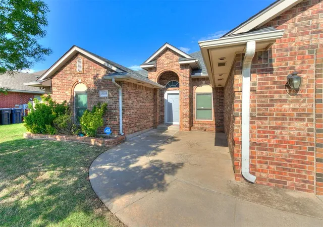 Photo 3 of Single family home for sale at 15509 Vicki Dr, Oklahoma City, OK 73170 | MLS# 1230186 | Listing updated on 2026-09-12