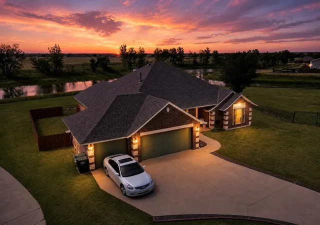 1st image of 8507 Hudson Ln, Piedmont, OK 73078 | MLS# 1230189