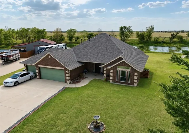 3rd image of 8507 Hudson Ln, Piedmont, OK 73078 | MLS# 1230189