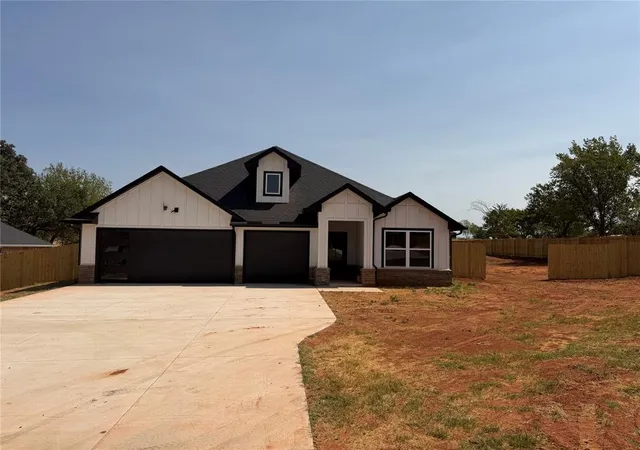 Photo 1 of Single family home for sale at 2205 Winter Ridge Rd, Blanchard, OK 73010 | MLS# 1230196 | Listing updated on 2026-10-05