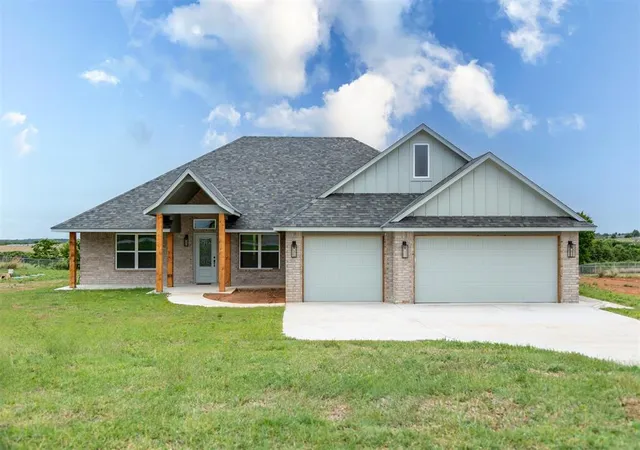 Homes for sale in Blanchard, OK | 2289 County Road 1335 Road, Blanchard, OK 73010 | MLS# 1230216