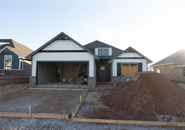 Photo 1 of Single family home for sale at 8324 Hazelwood Way, Edmond, OK 73034 | MLS# 1230247 | Listing updated on 2026-10-20