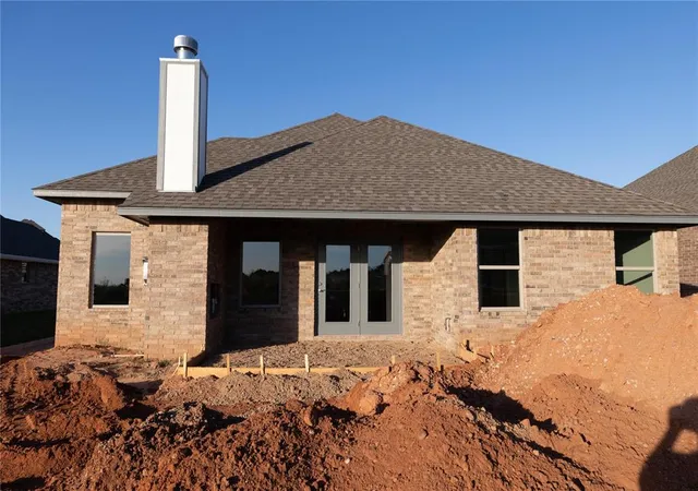 Photo 3 of Single family home for sale at 8324 Hazelwood Way, Edmond, OK 73034 | MLS# 1230247 | Listing updated on 2026-10-20