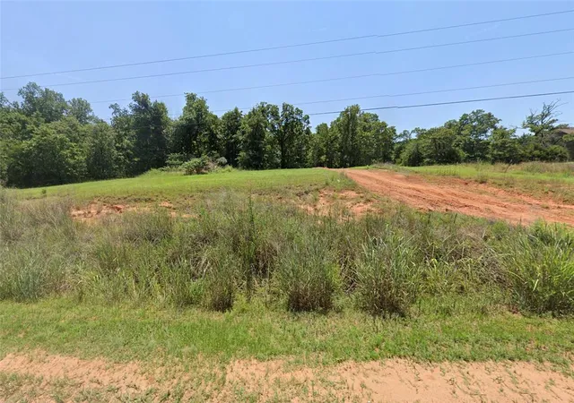 Photo 1 of Land for sale at 31191 Memorial Rd, Mc Loud, OK 74851 | MLS# 1230255 | Listing updated on 2026-09-15