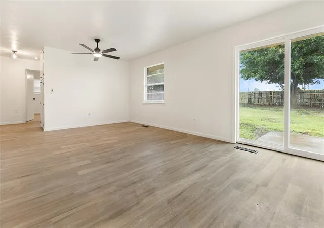 Homes for sale in Moore, OK | 122 Kelly Dr, Moore, OK 73160 | MLS# 1230273