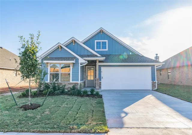 Photo 2 of Single family home for sale at 8316 Hazelwood Way, Edmond, OK 73034 | MLS# 1230276 | Listing updated on 2026-10-13