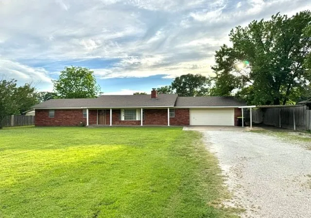 Photo 1 of Sale Pending at 509 Mayfair Way, Ada, OK 74820 | MLS# 1230285 | Listing updated on 2026-08-24