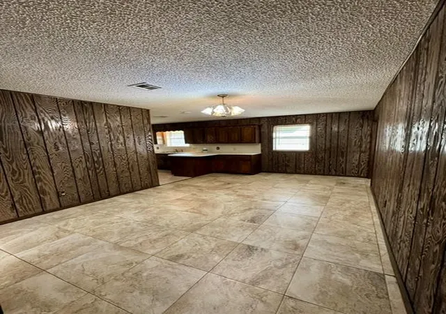 Photo 4 of Sale Pending at 509 Mayfair Way, Ada, OK 74820 | MLS# 1230285 | Listing updated on 2026-08-24