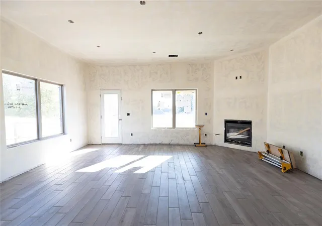 Single family home for sale at 8804 Kate Xing, Yukon, OK 73099 | MLS# 1230289